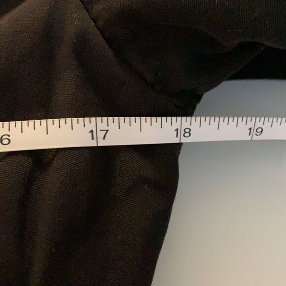 H&m heavy duty coat pockets galore cinches inside the waist & outside on bottom - Picture 13 of 14